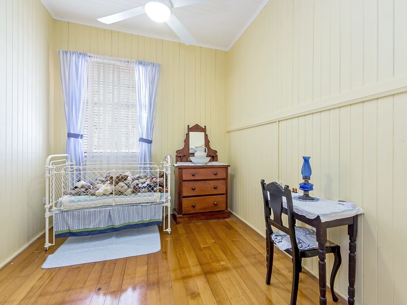 124 Evelyn Street, Grange QLD 4051