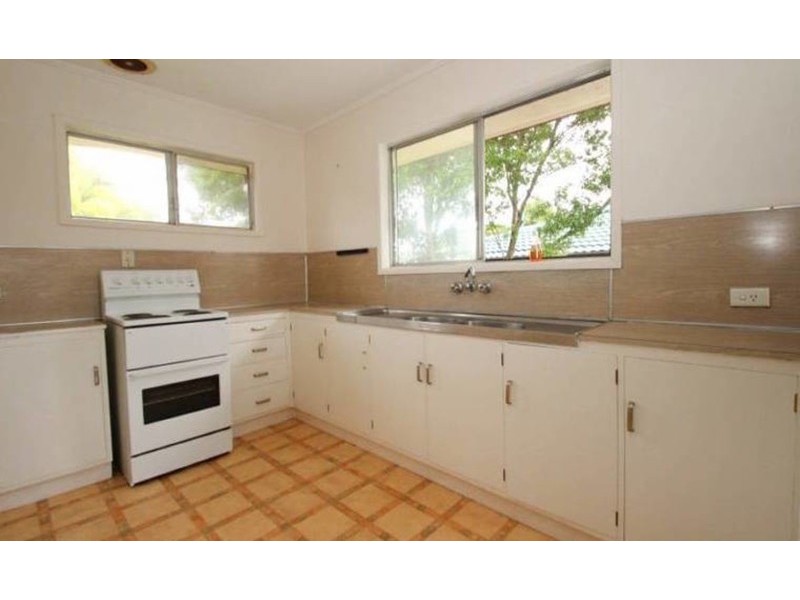 6 Kendrey Street, Stafford Heights QLD 4053