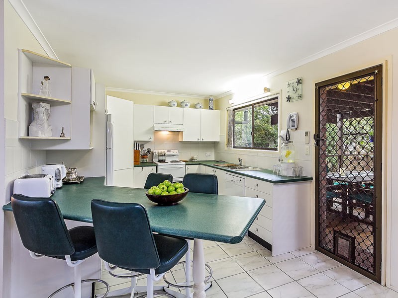 4 Ardisia Street, Arana Hills QLD 4054