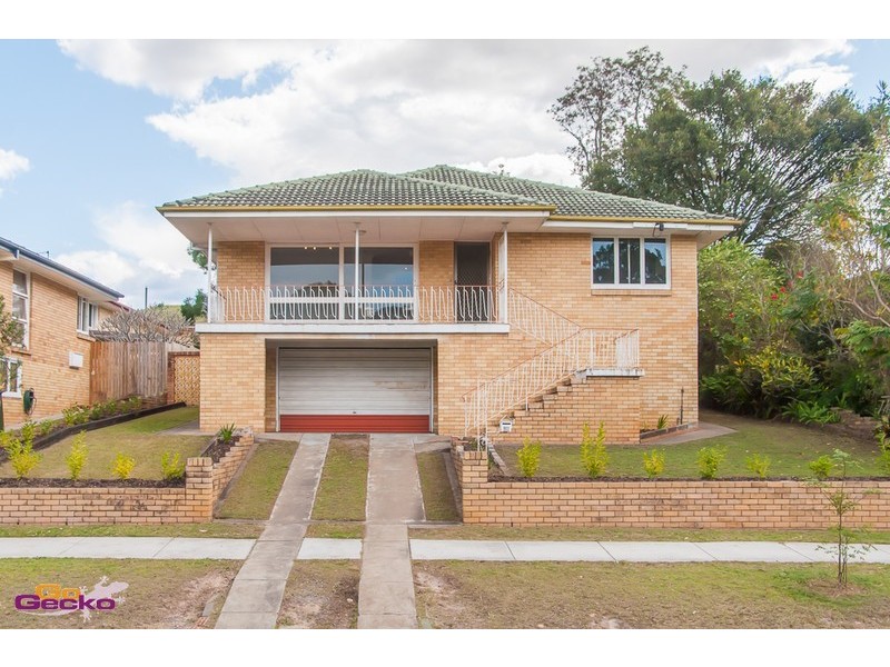 14 Euratha Street, Stafford Heights QLD 4053