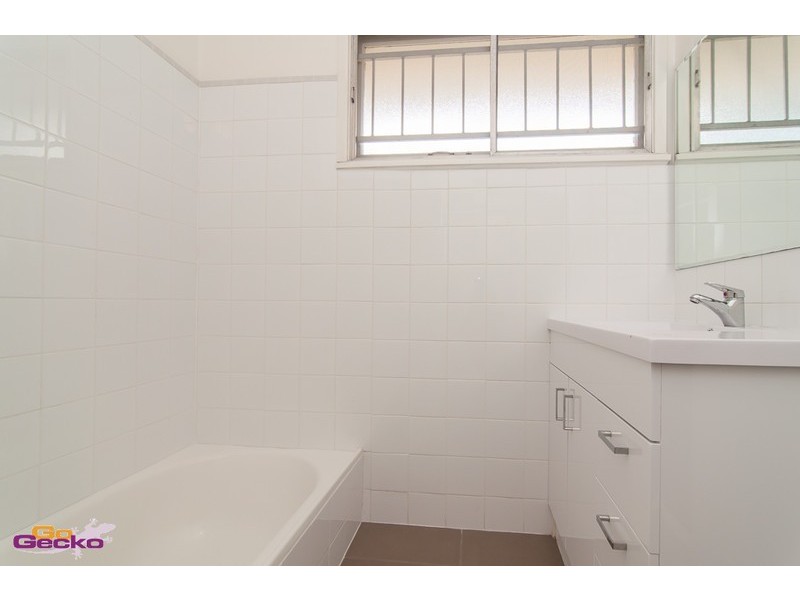 14 Euratha Street, Stafford Heights QLD 4053