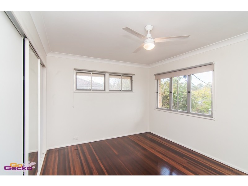 14 Euratha Street, Stafford Heights QLD 4053