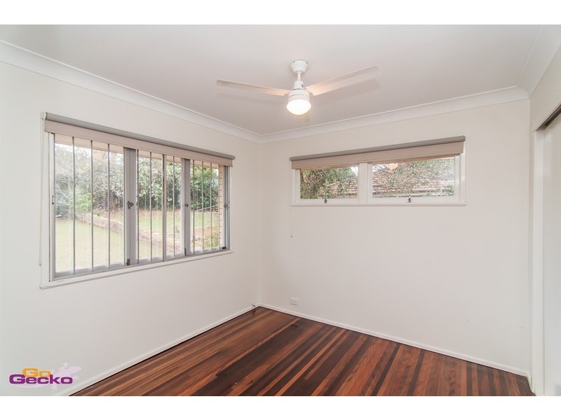 14 Euratha Street, Stafford Heights QLD 4053
