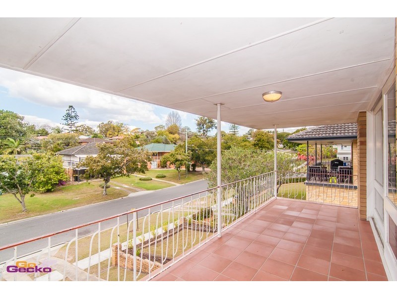 14 Euratha Street, Stafford Heights QLD 4053