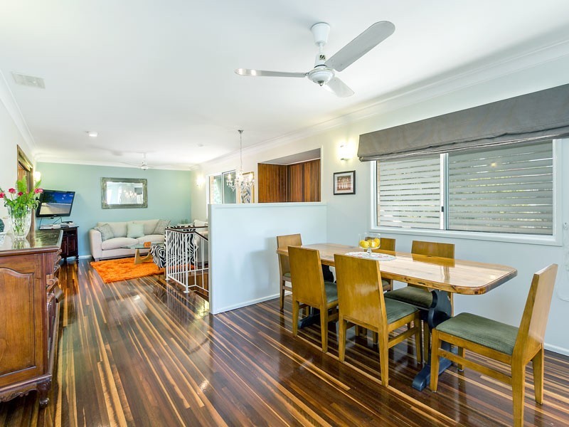 7 Euratha Street, Stafford Heights QLD 4053