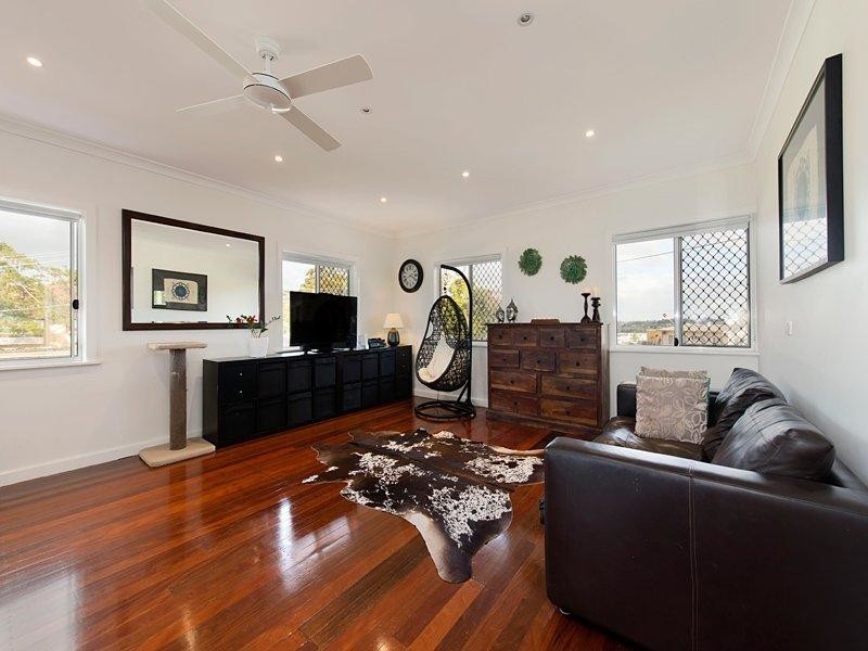 62 Dunedoo Street, Stafford QLD 4053