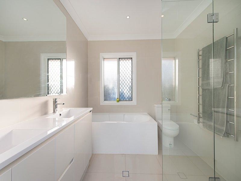 62 Dunedoo Street, Stafford QLD 4053