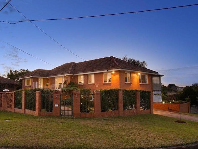 62 Dunedoo Street, Stafford QLD 4053