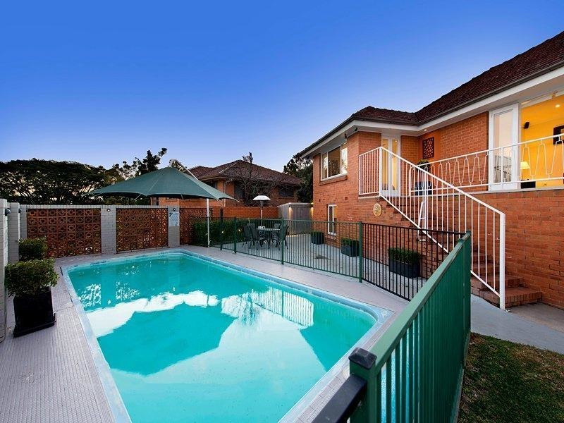 62 Dunedoo Street, Stafford QLD 4053