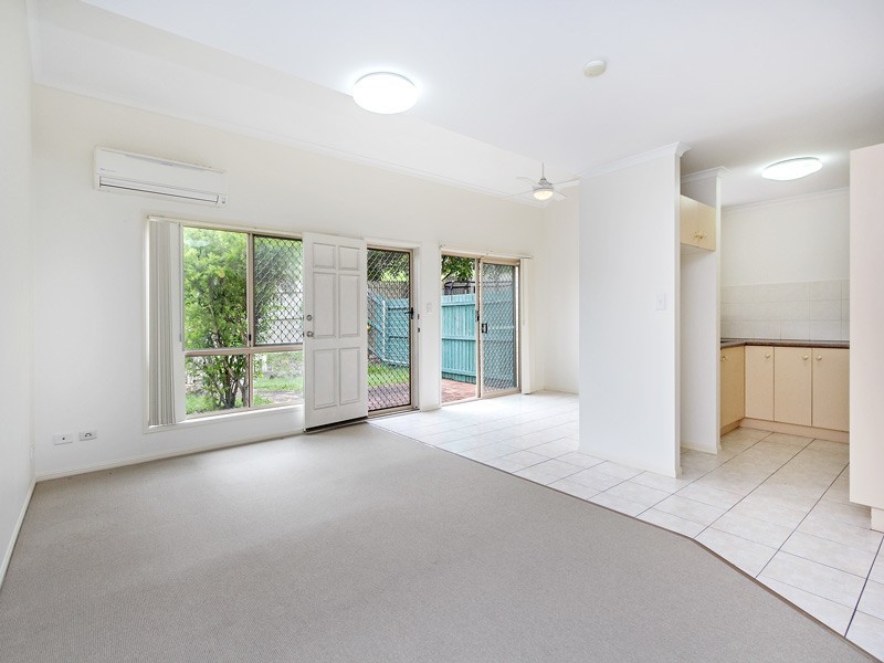 1/59 Gamelin Crescent, Stafford QLD 4053