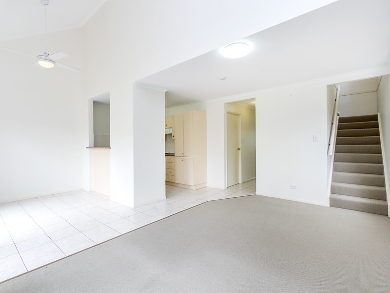 1/59 Gamelin Crescent, Stafford QLD 4053