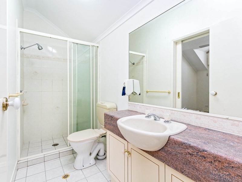 1/59 Gamelin Crescent, Stafford QLD 4053