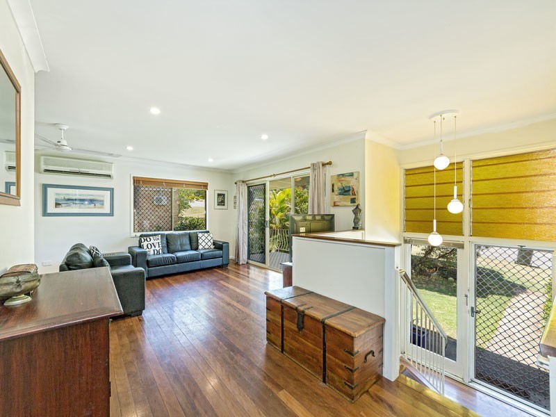 18 Gable Street, Stafford Heights QLD 4053