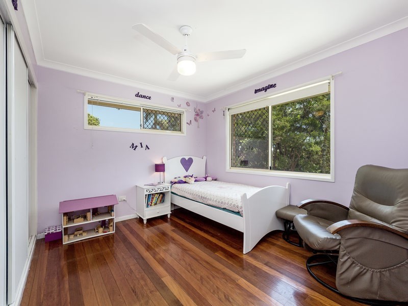 18 Gable Street, Stafford Heights QLD 4053