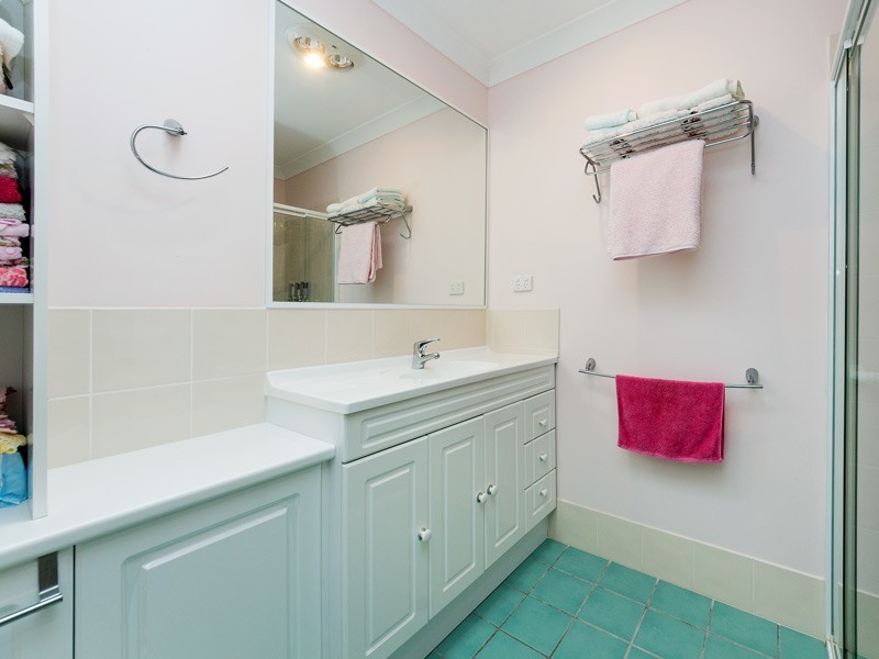 162 Redwood Street, Stafford Heights QLD 4053