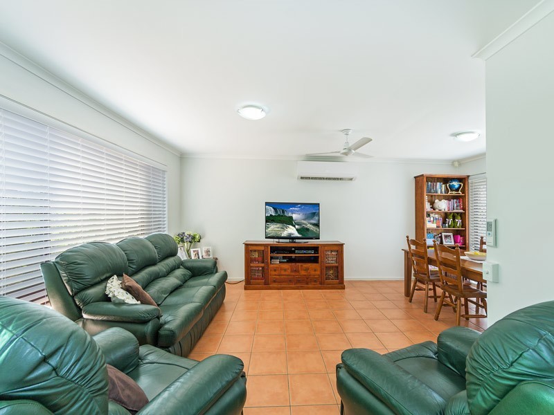 12 Glencloy Street, Ferny Grove QLD 4055
