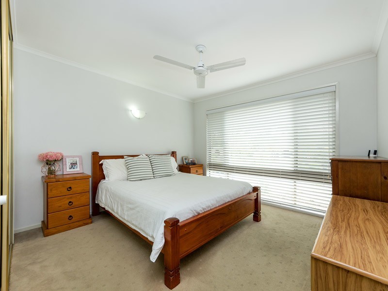 12 Glencloy Street, Ferny Grove QLD 4055