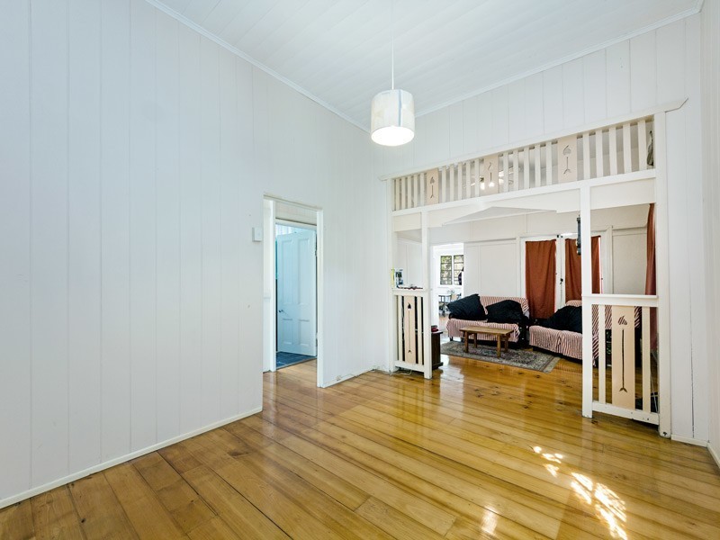 9 White Street, Kelvin Grove QLD 4059