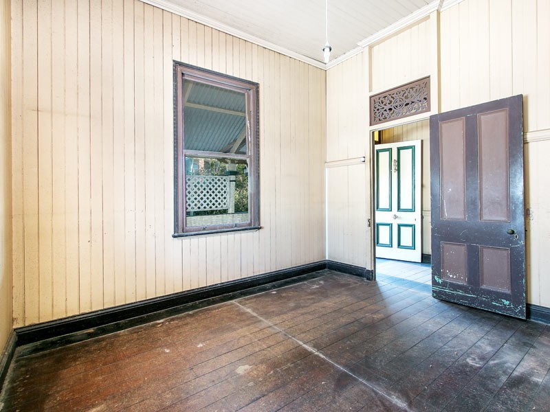 10 Explorer Street, Toowong QLD 4066