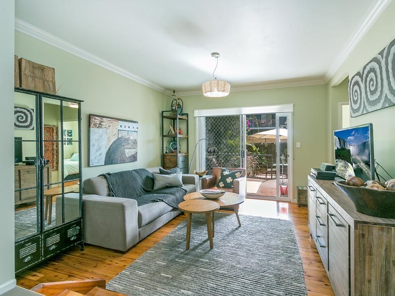 4/219 Pickering Street, Enoggera QLD 4051