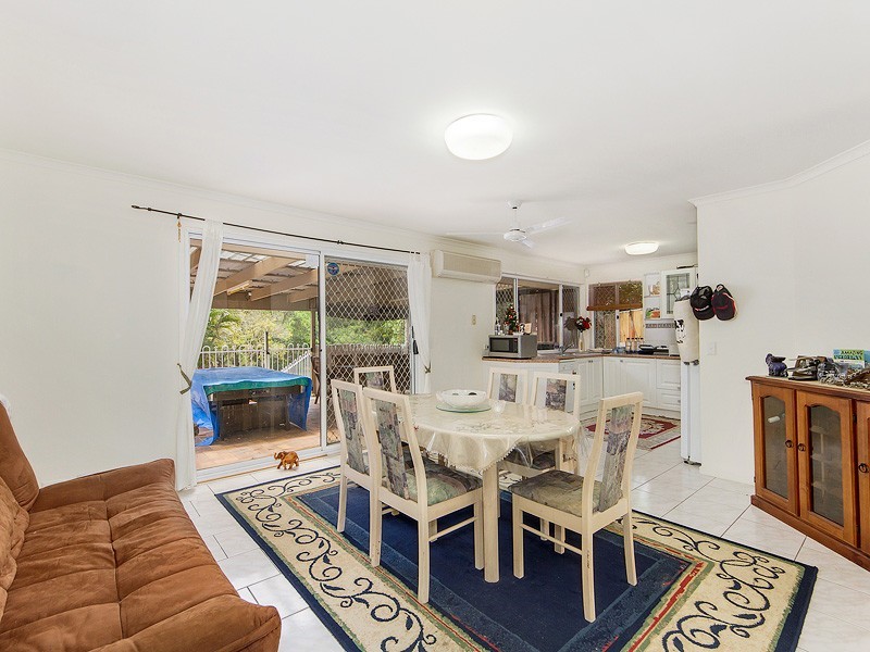 12 Leatherwood Drive, Arana Hills QLD 4054