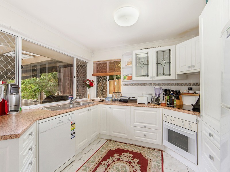 12 Leatherwood Drive, Arana Hills QLD 4054