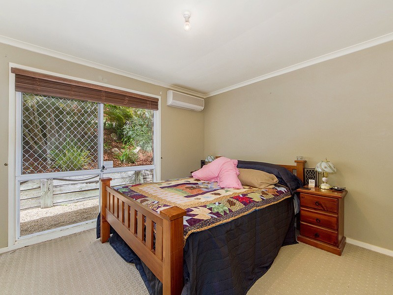 12 Leatherwood Drive, Arana Hills QLD 4054