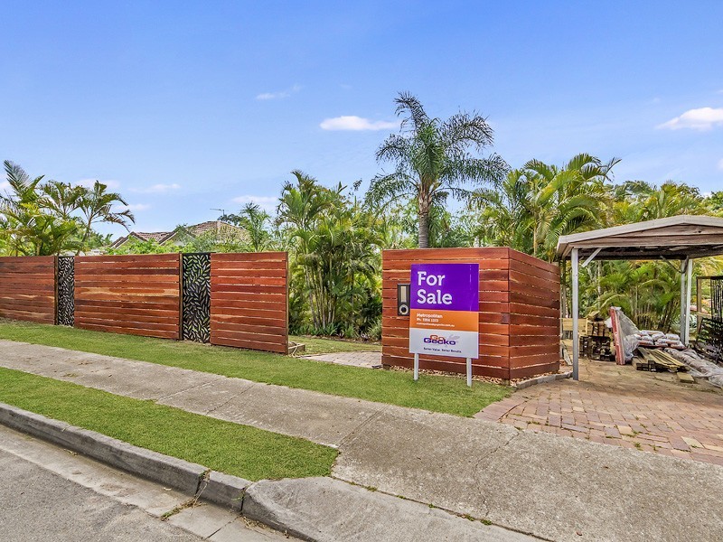 12 Leatherwood Drive, Arana Hills QLD 4054