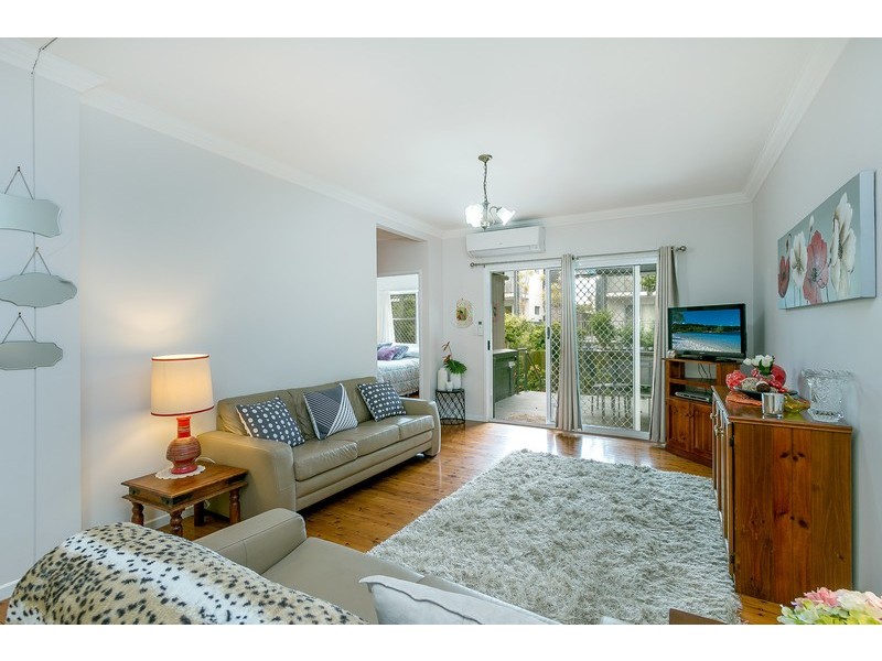 2/219 Pickering Street, Enoggera QLD 4051