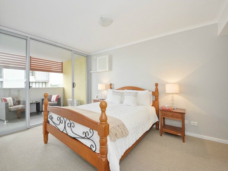 1602/6-10 Manning Street, South Brisbane QLD 4101