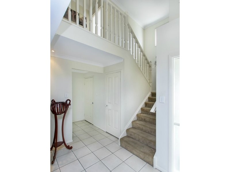 27 Sunset Place, Mcdowall QLD 4053