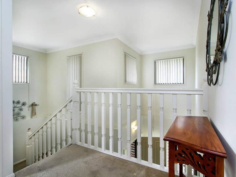 27 Sunset Place, Mcdowall QLD 4053