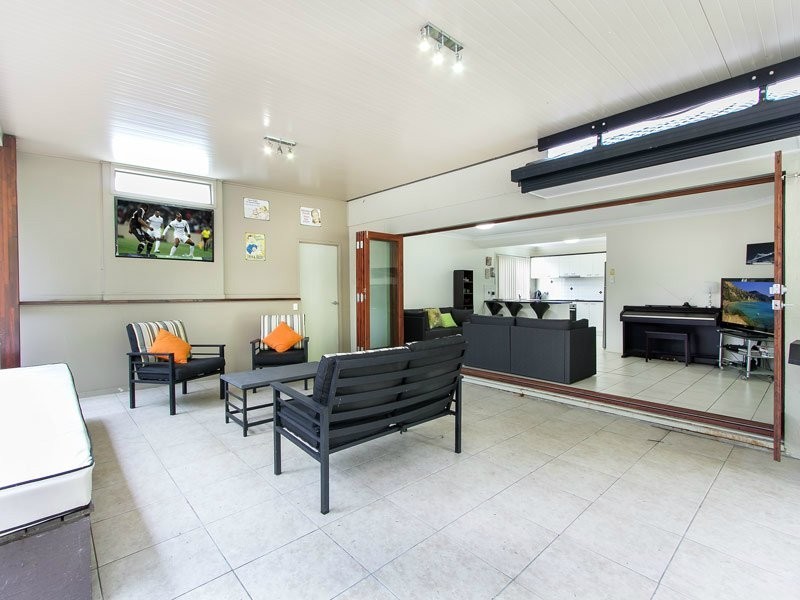 27 Sunset Place, Mcdowall QLD 4053