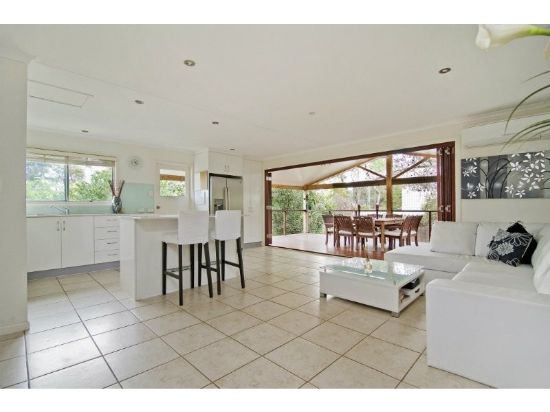 221 Bunya Road, Arana Hills QLD 4054