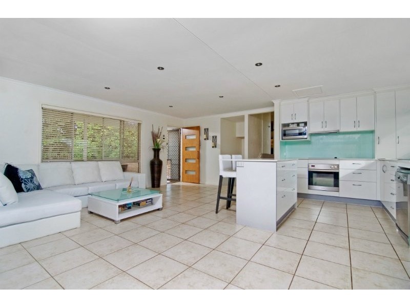 221 Bunya Road, Arana Hills QLD 4054