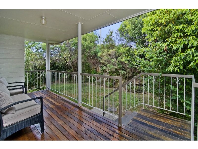 221 Bunya Road, Arana Hills QLD 4054