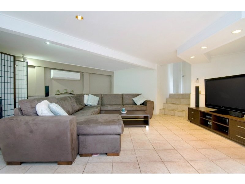 221 Bunya Road, Arana Hills QLD 4054