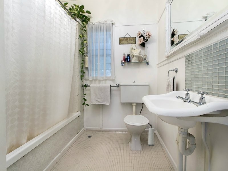 20 Fitzsimmons Street, Keperra QLD 4054