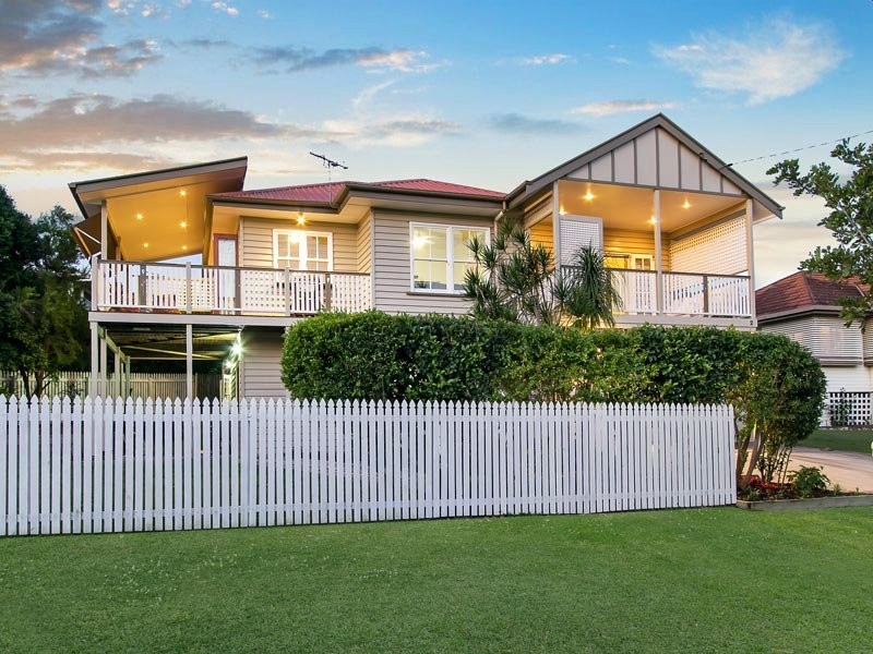 2 Jackson Street, Coorparoo QLD 4151