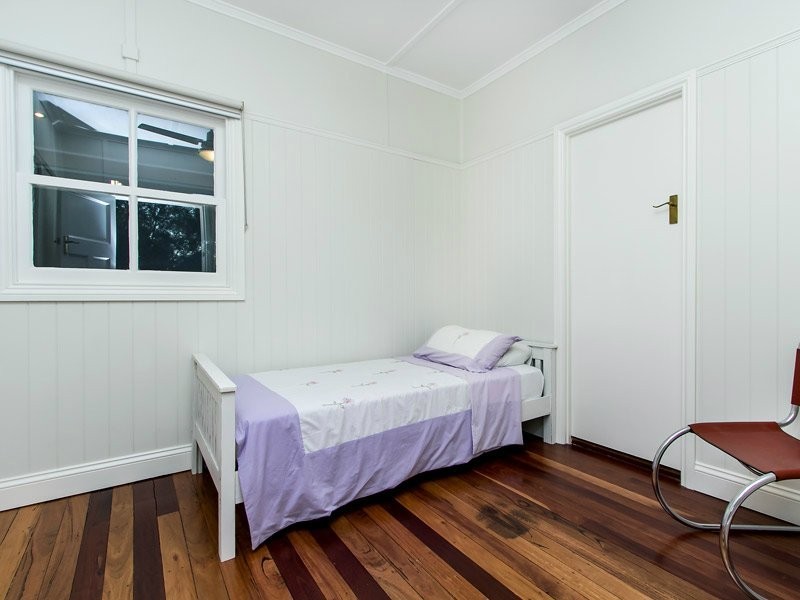 2 Jackson Street, Coorparoo QLD 4151