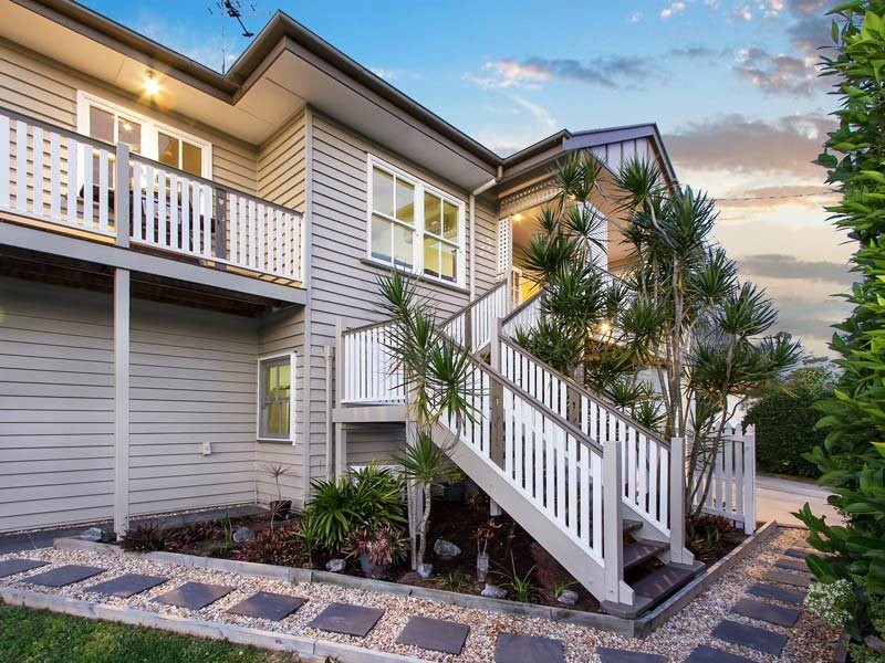 2 Jackson Street, Coorparoo QLD 4151