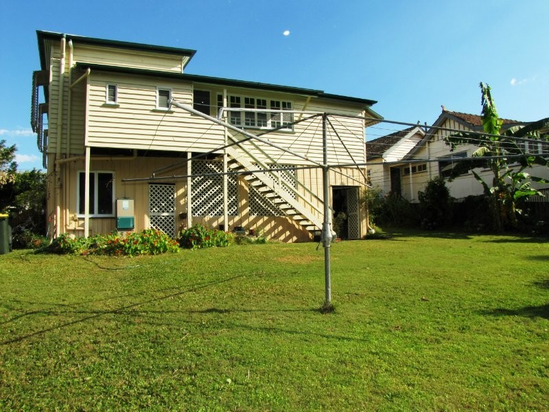 43 Daphne Street, Grange QLD 4051