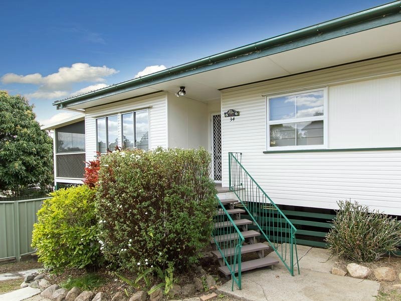 34 Patricks Road, Arana Hills QLD 4054