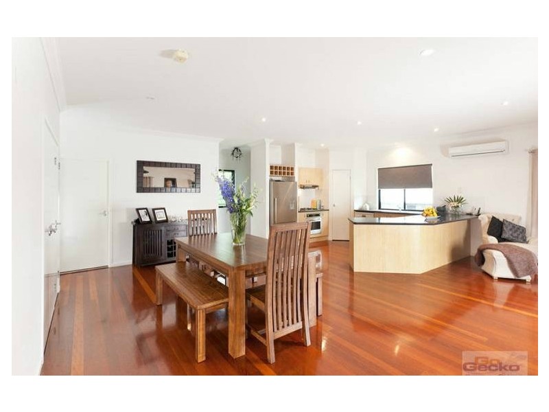 1 Woodlea Court, Ferny Hills QLD 4055