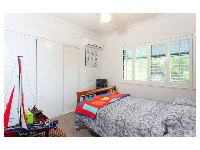 1 Woodlea Court, Ferny Hills QLD 4055