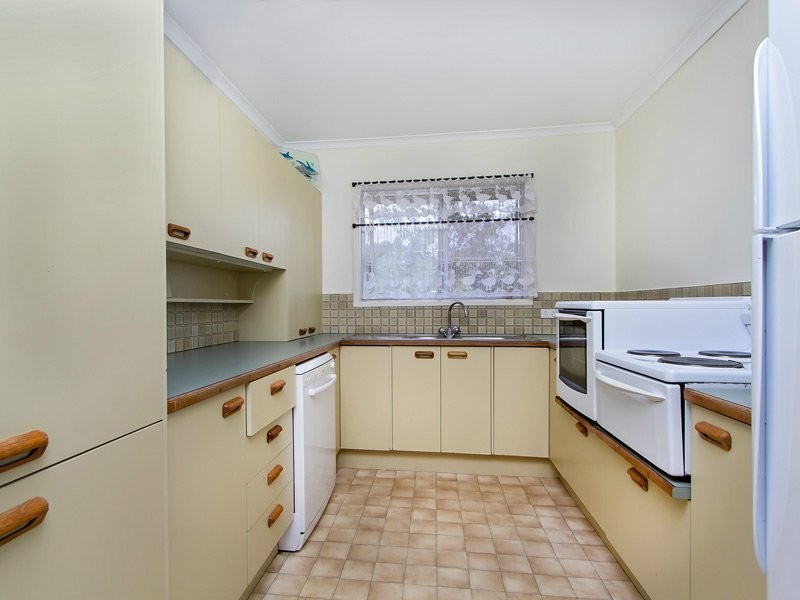 49 Bunora Avenue, Ferny Hills QLD 4055