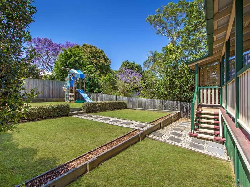 35 Myrtle Street, Grange QLD 4051