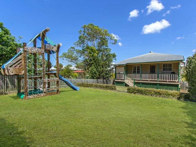 35 Myrtle Street, Grange QLD 4051