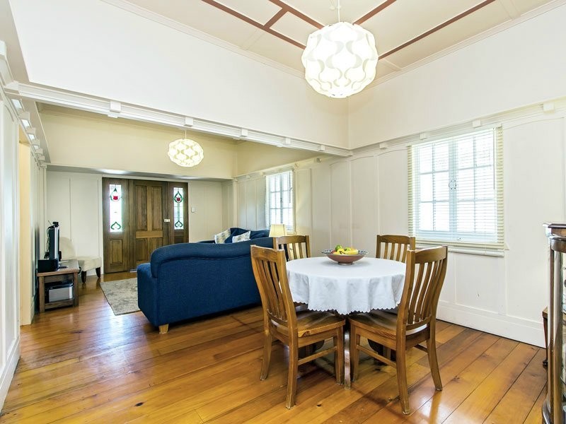 35 Myrtle Street, Grange QLD 4051