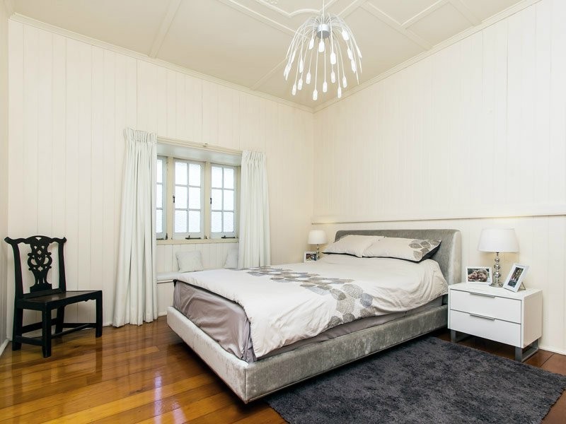 35 Myrtle Street, Grange QLD 4051